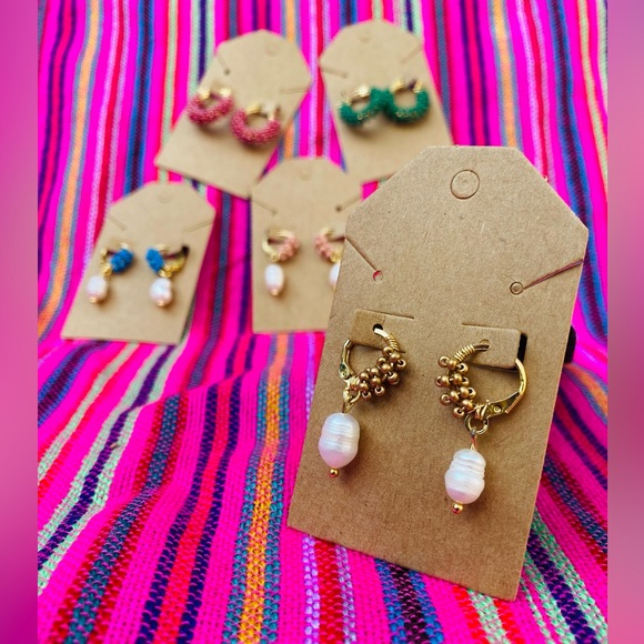 Hand beaded Mexican earrings - Picture 6 of 9